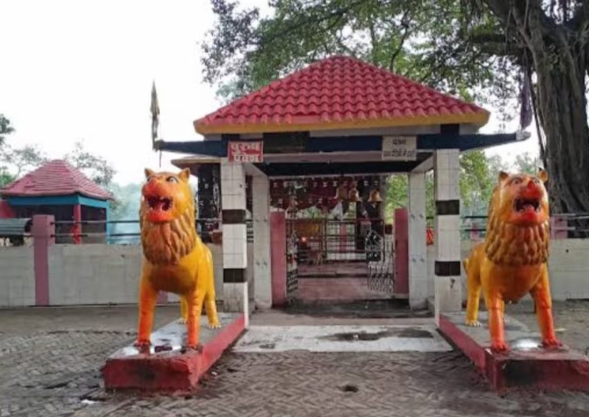 Maa-Madanpur-Devi-3